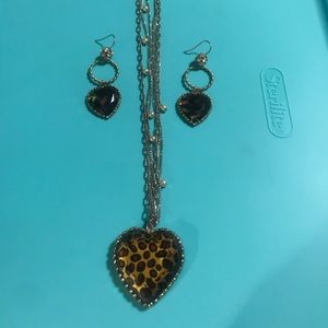Betsy Johnson Cheetah Necklace & Earrings Set